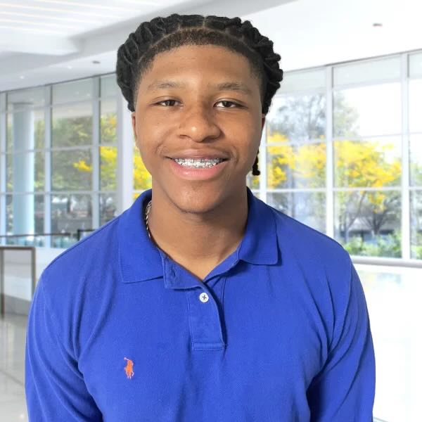 devon rowe headshot